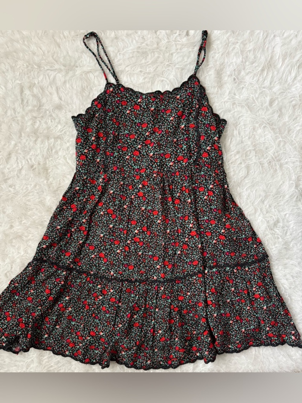 Urban Outfitters Women’s Black & Red Floral AOP Mini Dress & Dainty Lace Trim